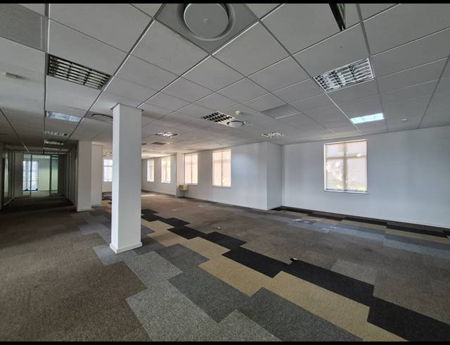 933M² OFFICE TO LET IN ILLOVO
